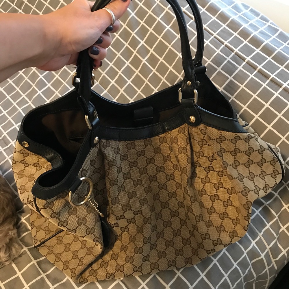 BAg